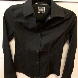 Express black button up top